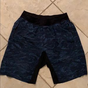 lululemon T.H.E. short, med, 9” inseam, damaged